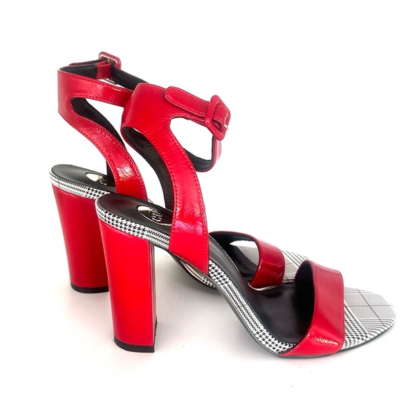 Exe Heel Sandals - Picture 4 of 9